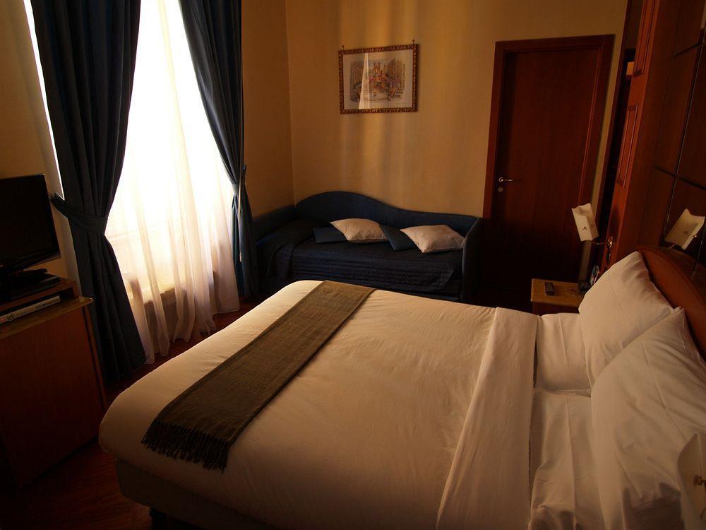 69 Manin Street 3* Rome
