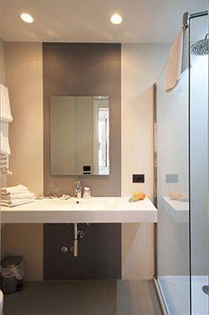 Gasthuis 69 Manin Street Rome